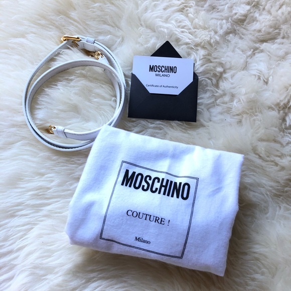 NWT Authentic Moschino Logo Leather Tote - Picture 6 of 8